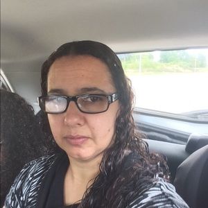 Meet your Posher, Ana